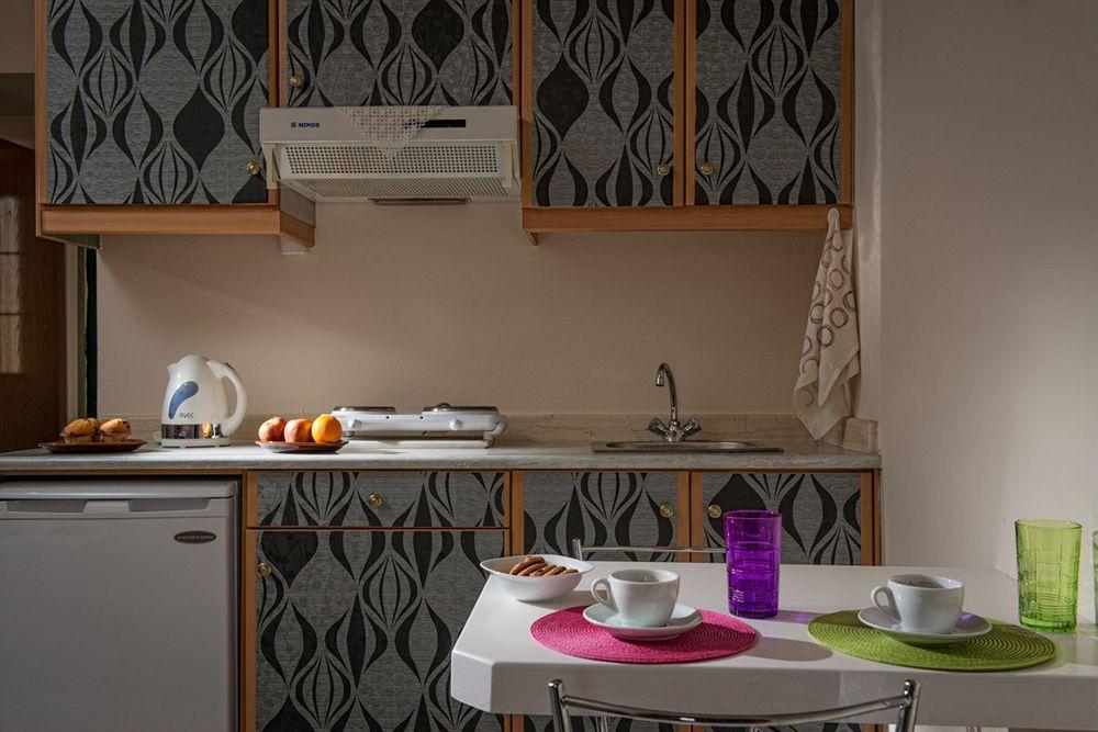 Cretan Family Apartments 말리아 외부 사진