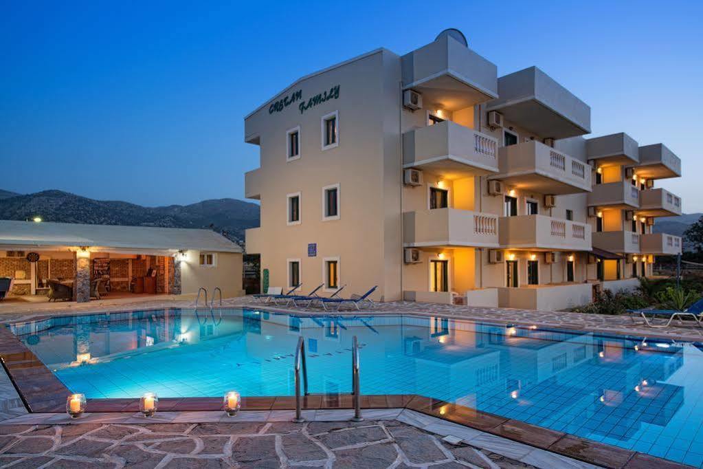 Cretan Family Apartments 말리아 외부 사진